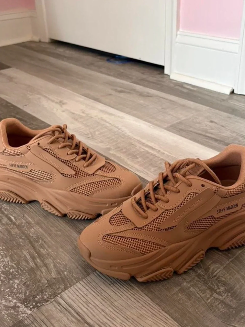 Steve Madden Possession Sneakers - Picture 7 of 8